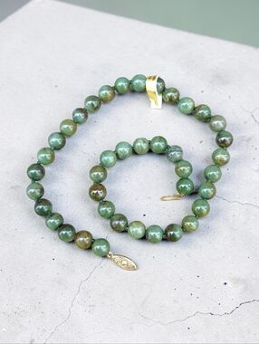 Vintage Art Deco Jade Necklace